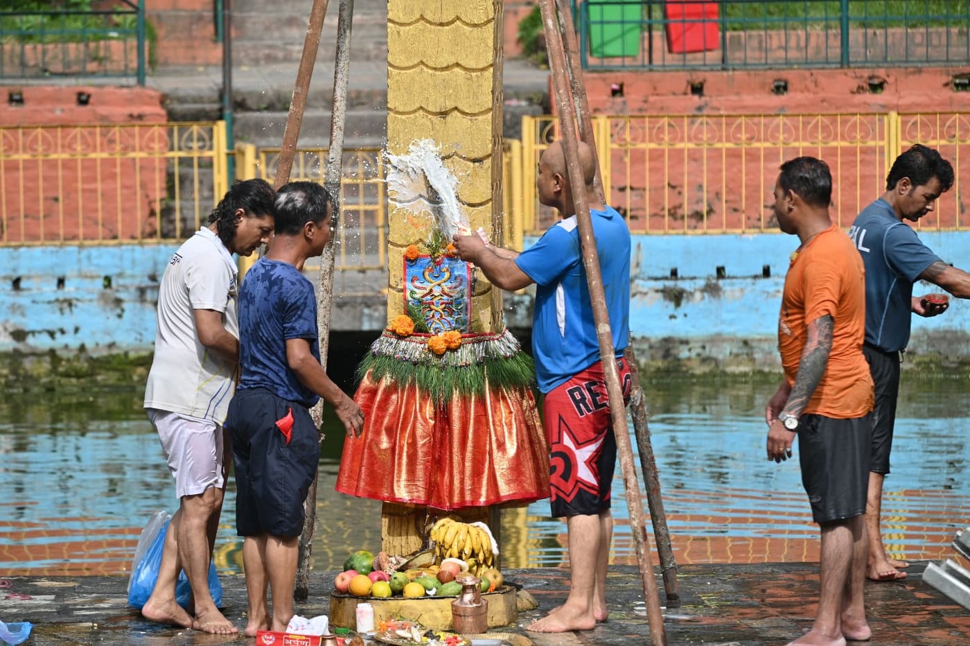 यसरी मनाइँदै छ नाग पञ्चमी (तस्वीरहरू)